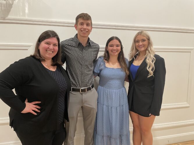 BPW awards scholarships